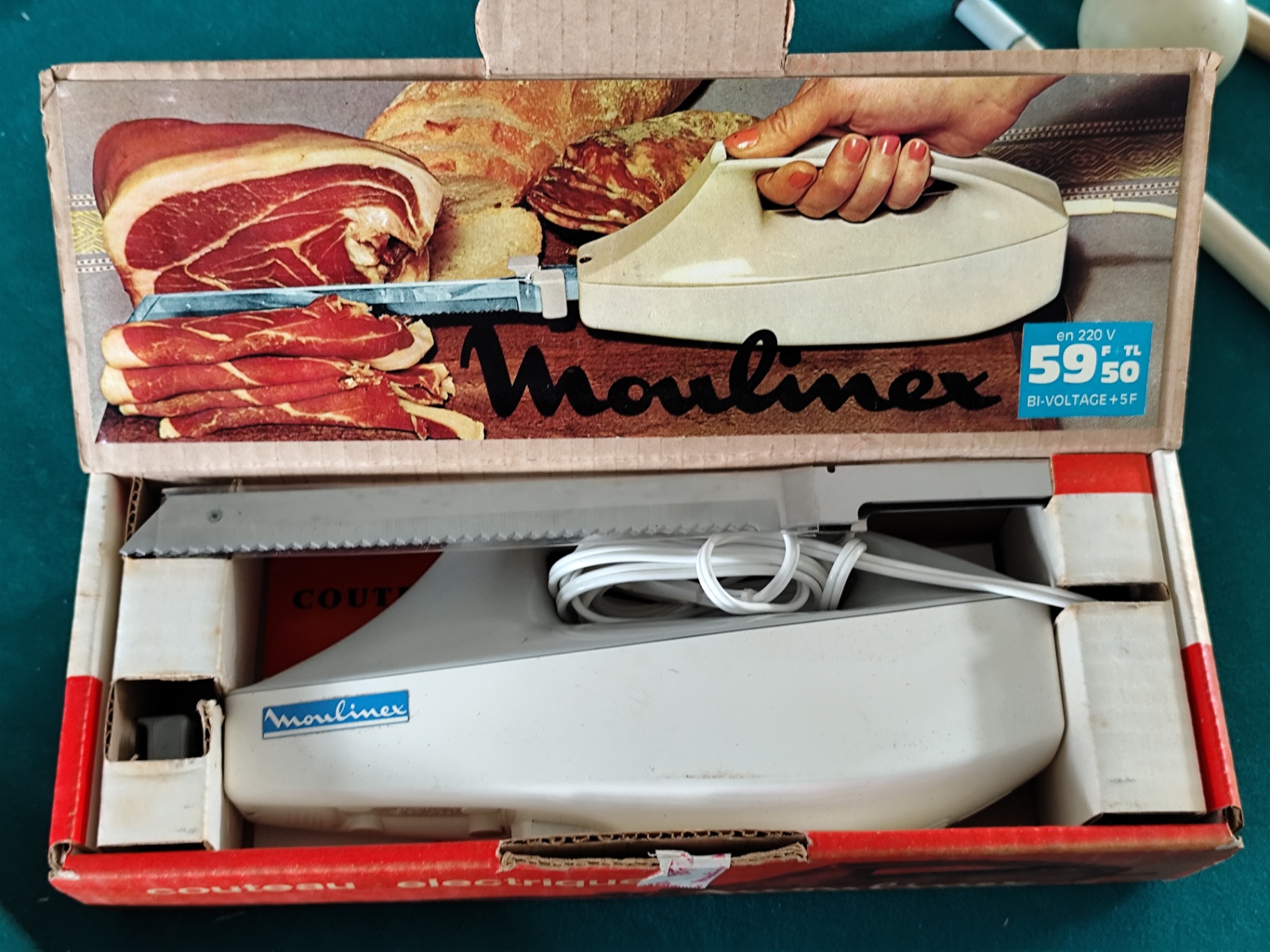 Couteau électrique Moulinex vintage en boîte d'origine, années 70 — photo 1