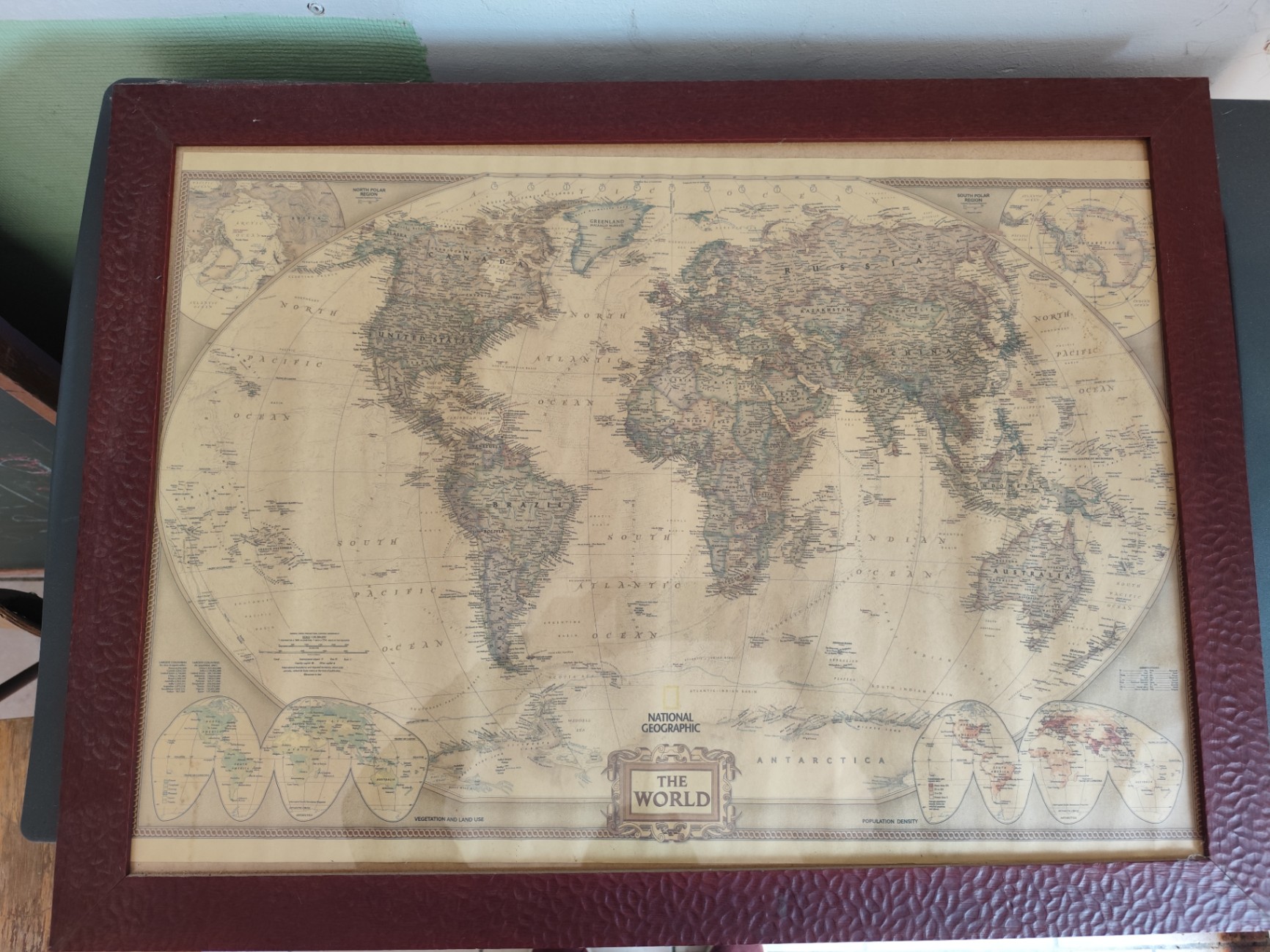 Carte du monde National Geographic de style ancien, encadrée sous verre — photo 1