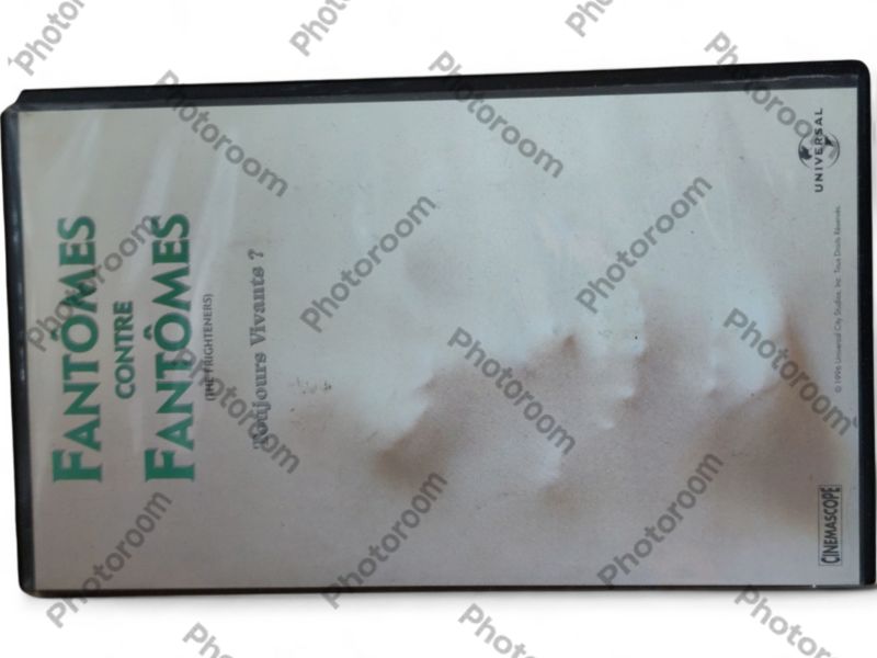 VHS Fantômes Contre Fantômes (The Frighteners) - Vert — photo 1