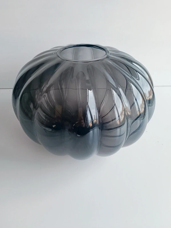 Vase IKEA Vårlikt, Gunnel Sahlin, verre soufflé gris fumé — photo 1